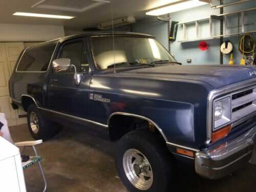 Dodge Ramcharger