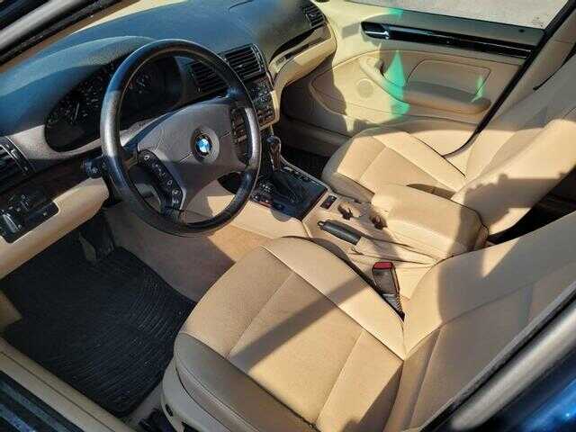 BMW 325xiT