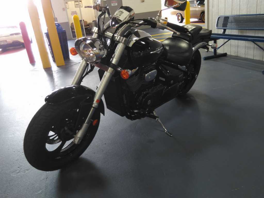 Suzuki VZ800/VZ800Z