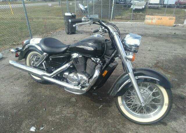 Honda VT1100C3 (SHADOW AERO)