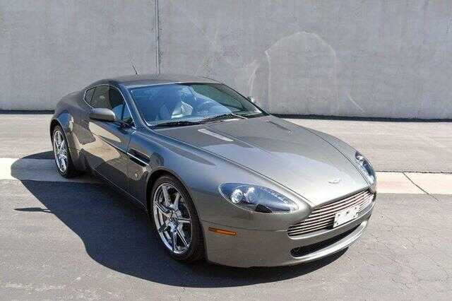 Aston Martin V8 Vantage
