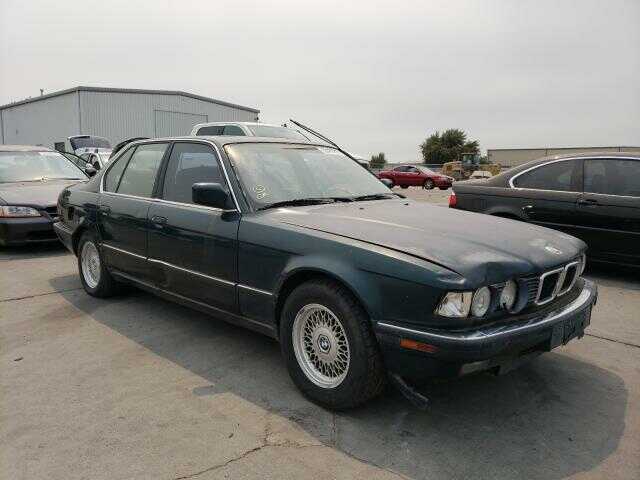 BMW 740i