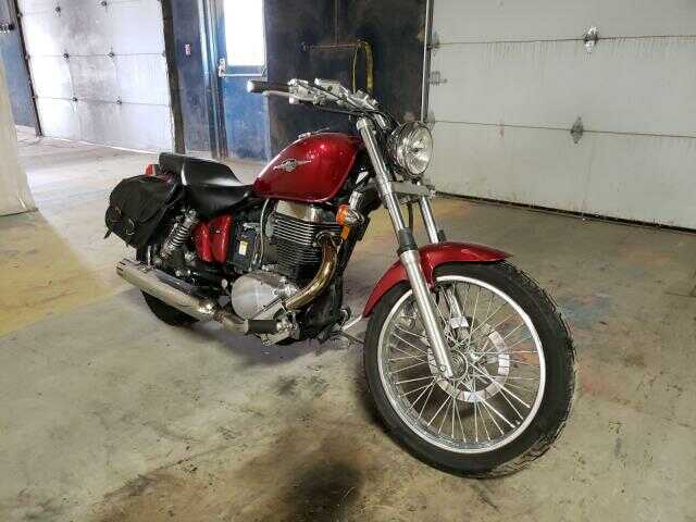 Suzuki LS650