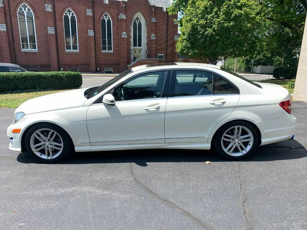 2012 Mercedes-Benz C-Class