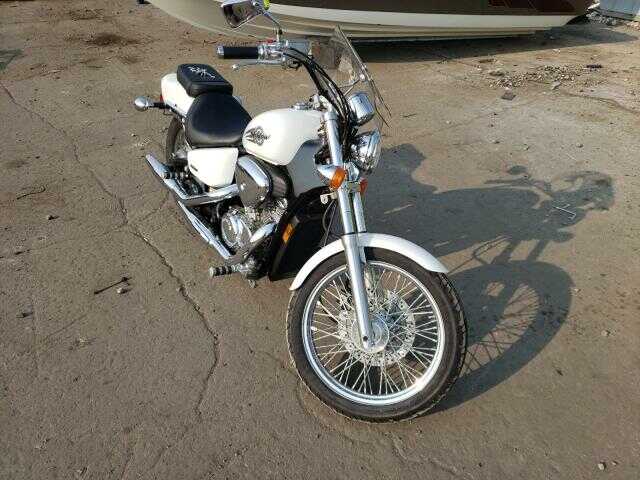 Honda VT600CD (SHADOW VLX DELUXE)