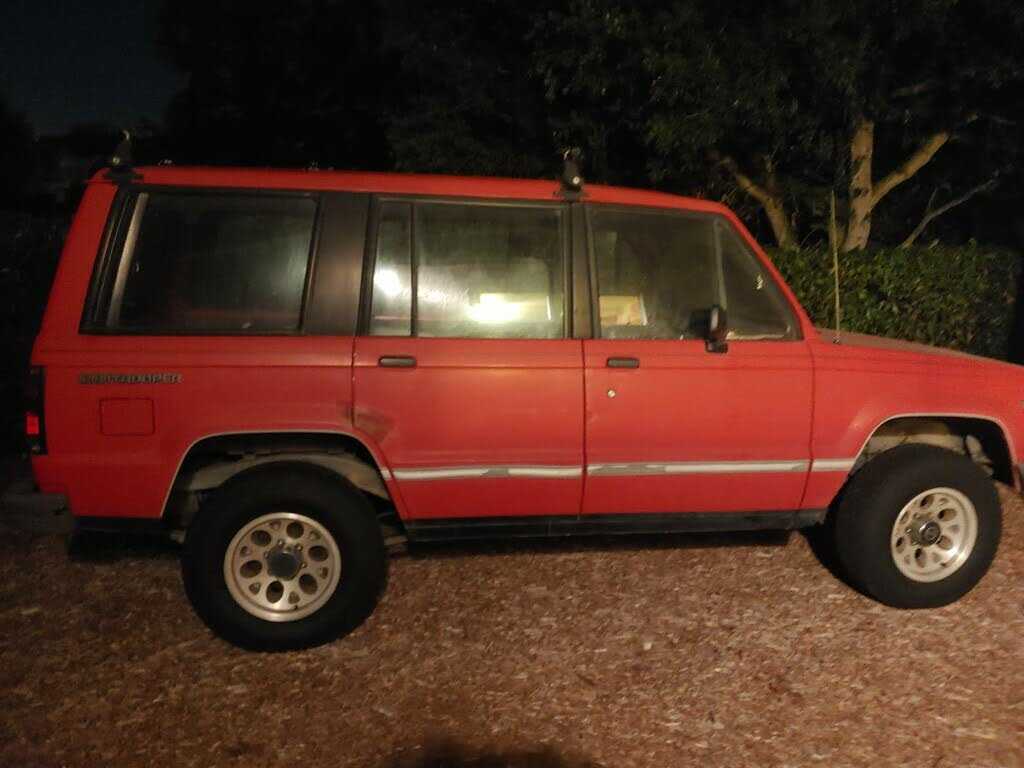 Isuzu Trooper
