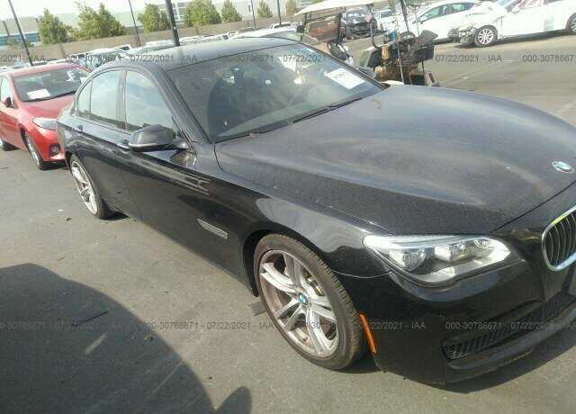BMW 740i