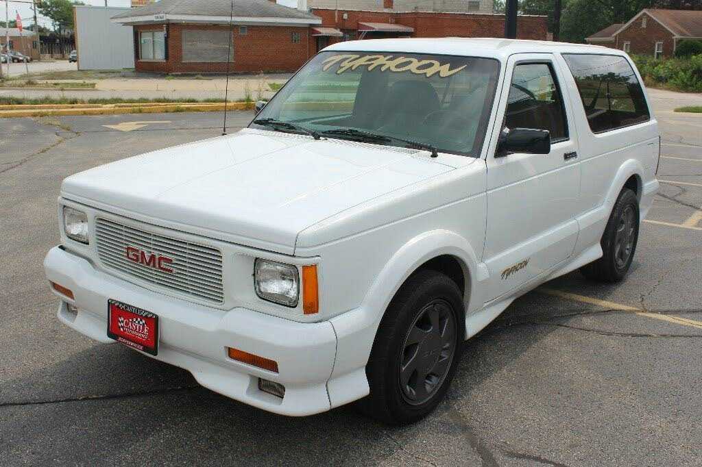 GMC Typhoon