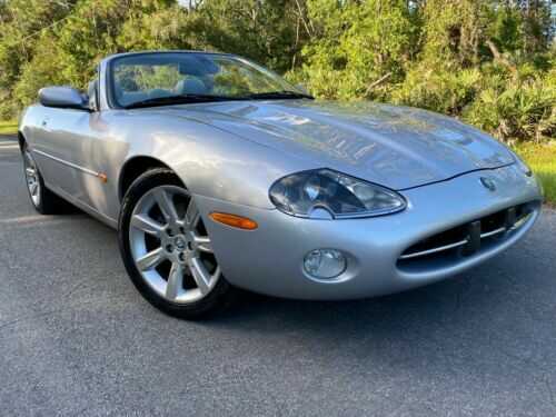 Jaguar XK8