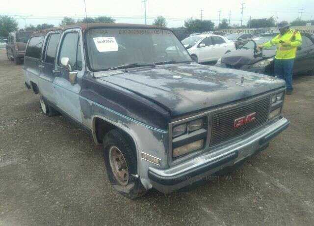 GMC Suburban