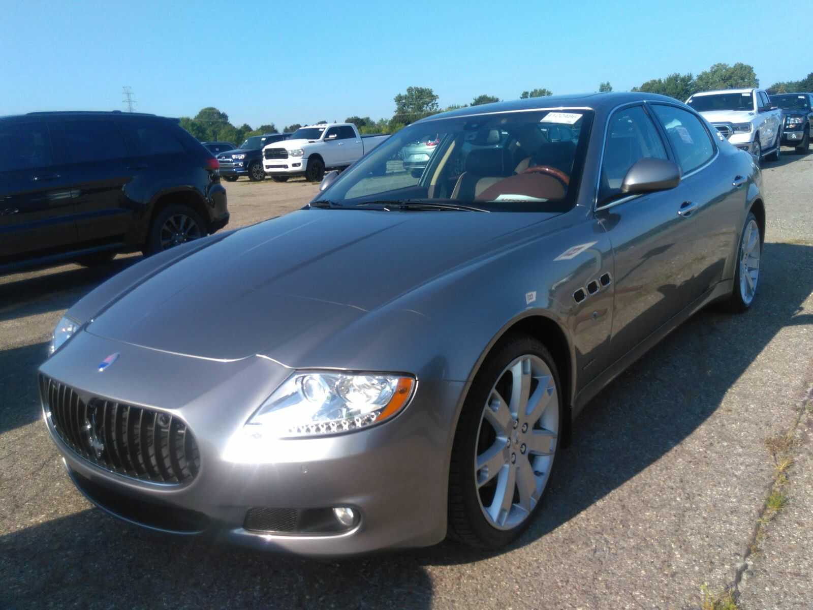 Maserati Quattroporte
