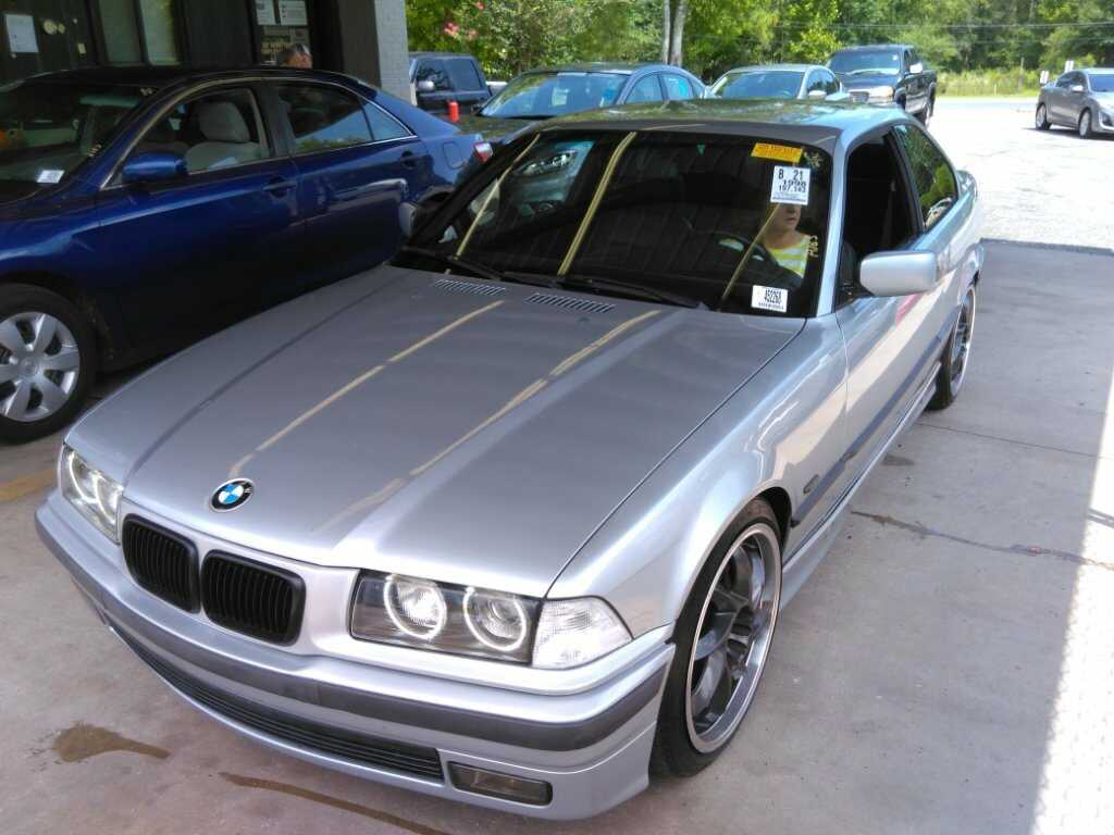 BMW 328iS