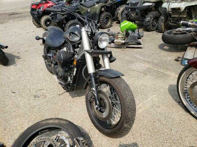 Honda VT750 (Shadow Phantom)
