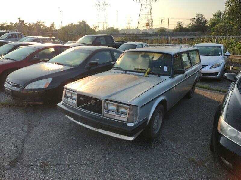 VOLVO