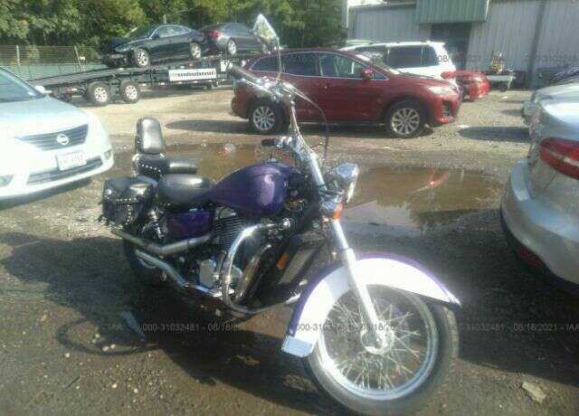 Honda VT1100C2 (SHADOW ACE)