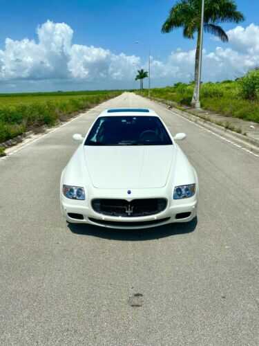Maserati Quattroporte