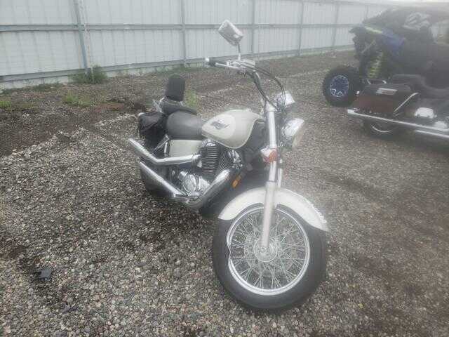 Honda VT1100C2 (SHADOW ACE)
