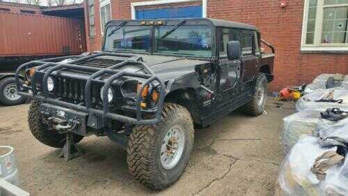 HUMMER H1