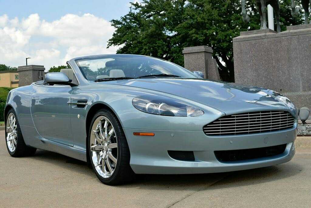 Aston Martin DB9