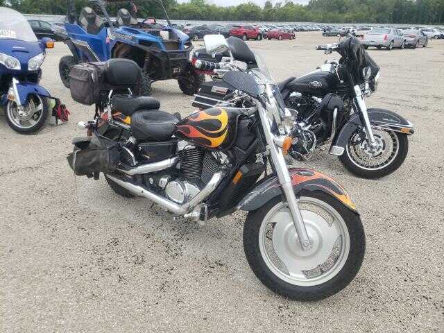 Honda VT1100C2 (SHADOW SABRE)