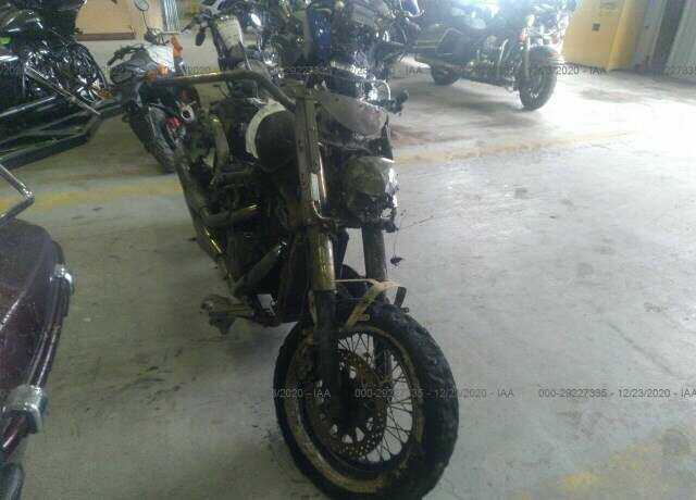 Suzuki VL800L/VL800TL