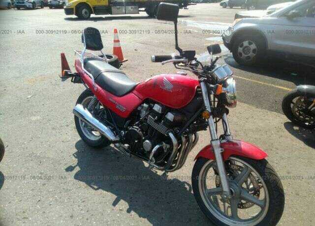 Honda CB750 (Nighthawk 750)