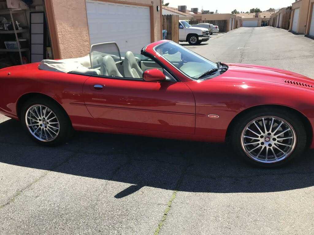 Jaguar XKR