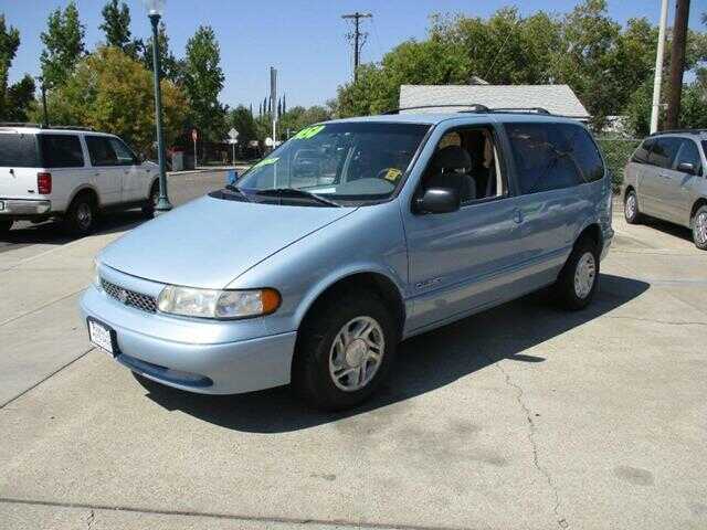 Nissan Quest