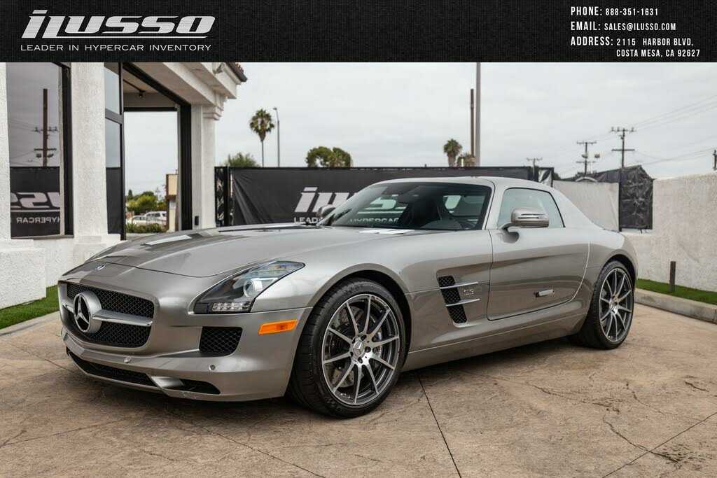 Mercedes-Benz SLS-Class