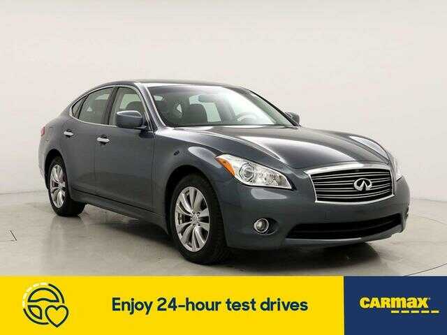 Infiniti M56