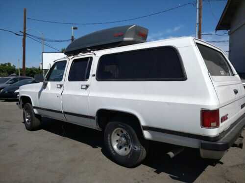 GMC Suburban
