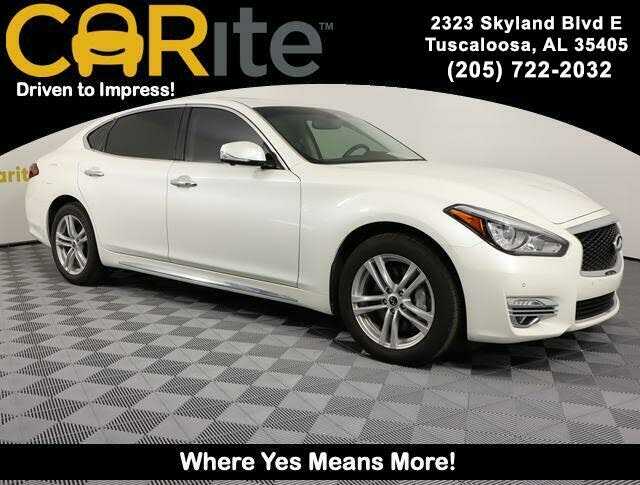 Infiniti Q70L