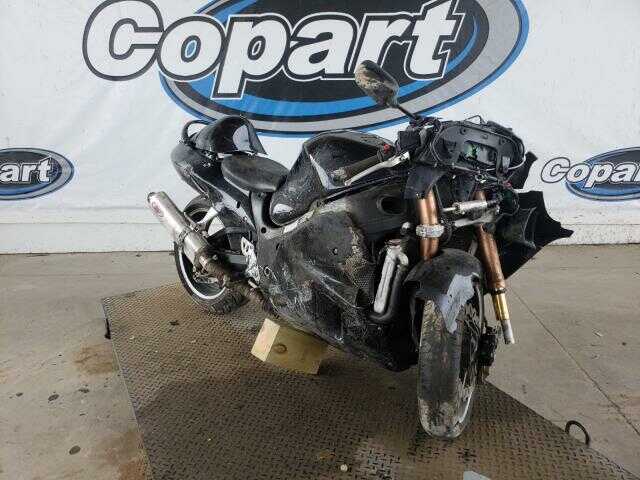 Suzuki GSX1300R