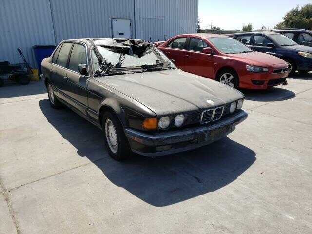 BMW 735i
