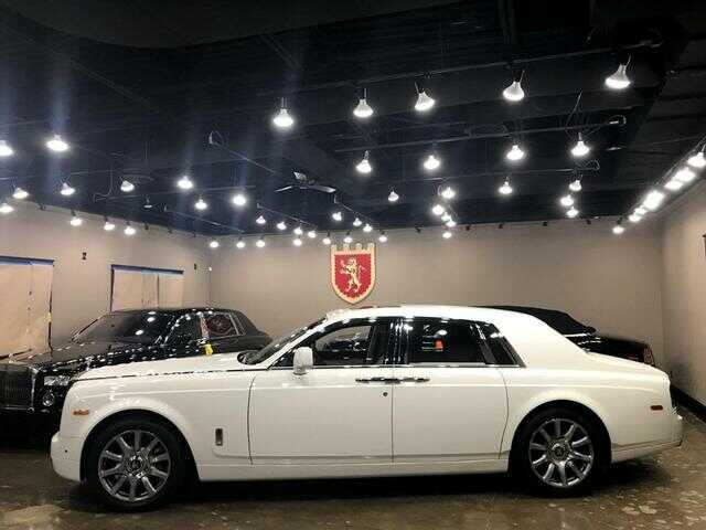ROLLS-ROYCE