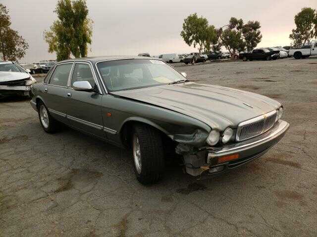 Jaguar Vanden Plas