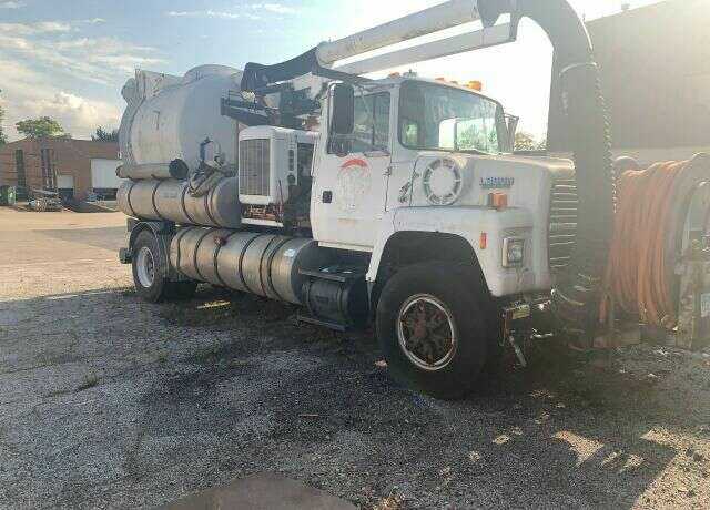 Ford LN8000