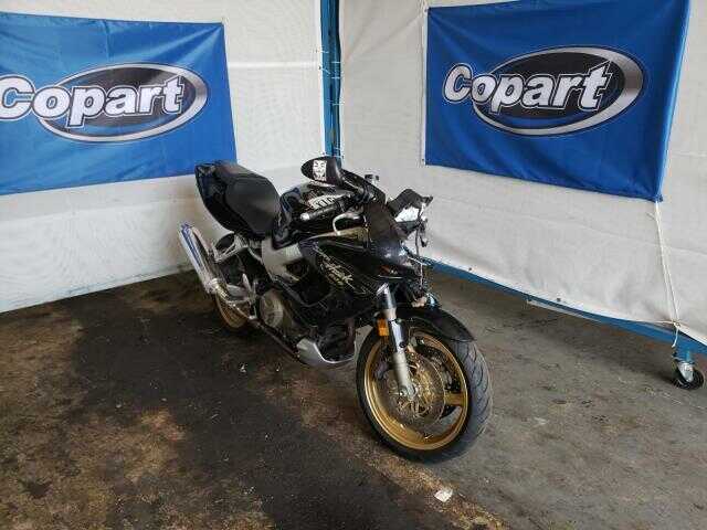Honda VTR1000F (SUPERHAWK)