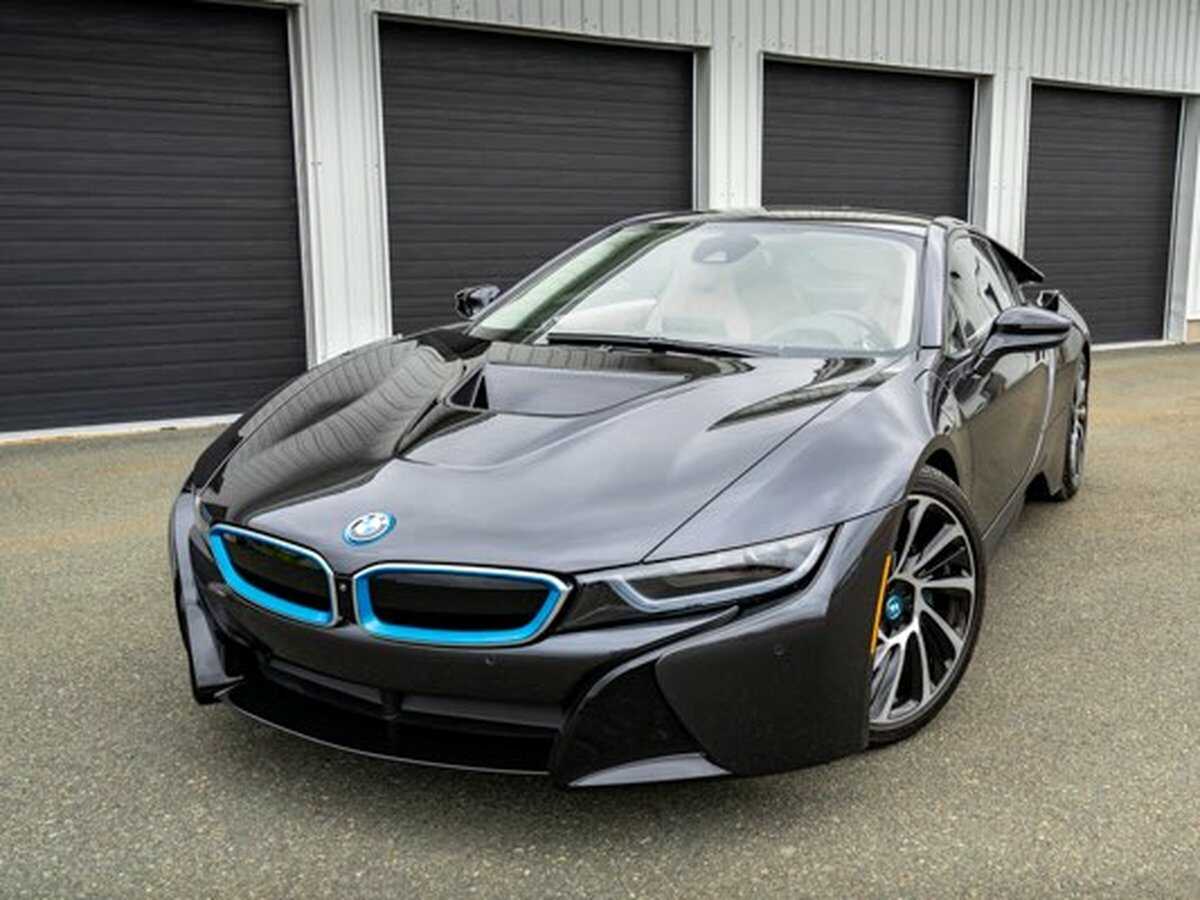 BMW i8