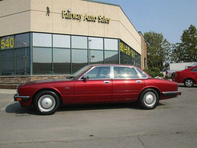 Jaguar XJ6