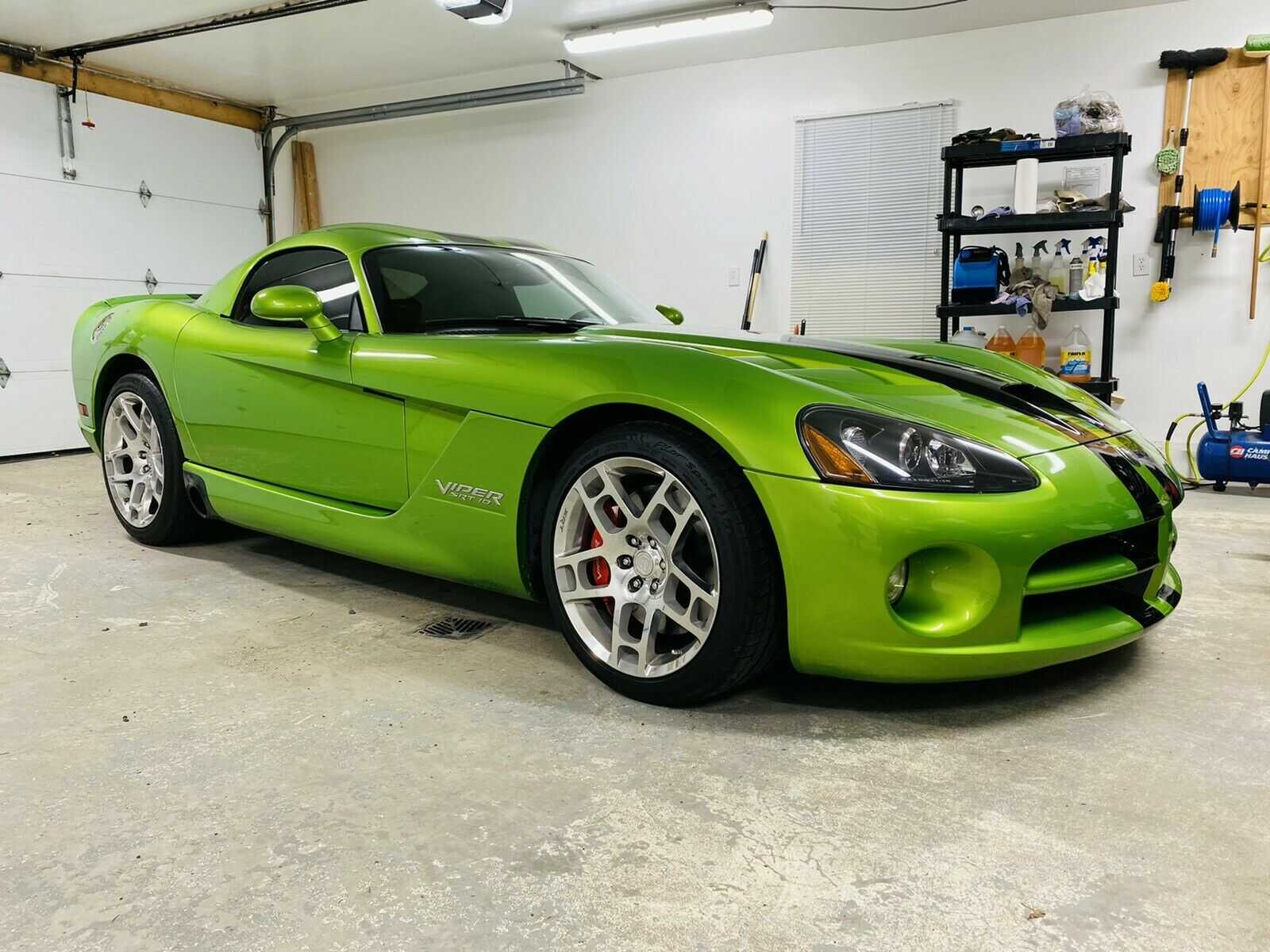 Dodge Viper