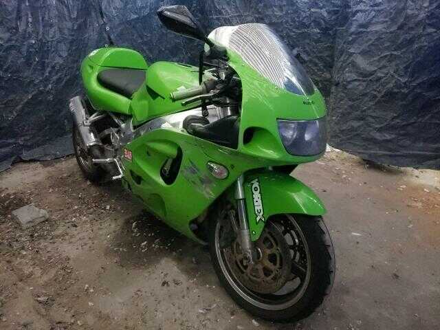 Suzuki GSX-R750