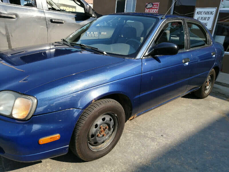 Suzuki Esteem