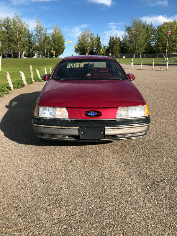 Ford Taurus