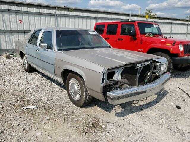Ford Crown Victoria