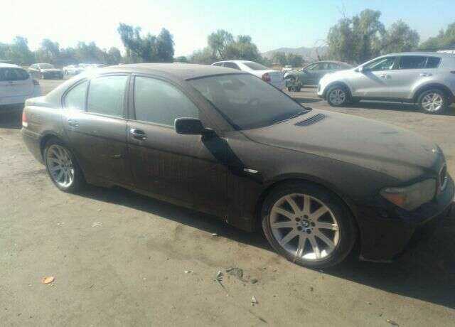 BMW 745i