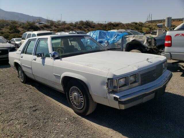 Ford Crown Victoria