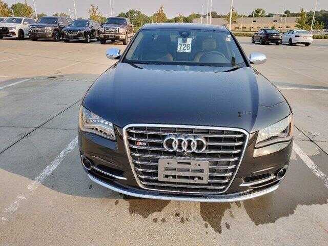 Audi S8