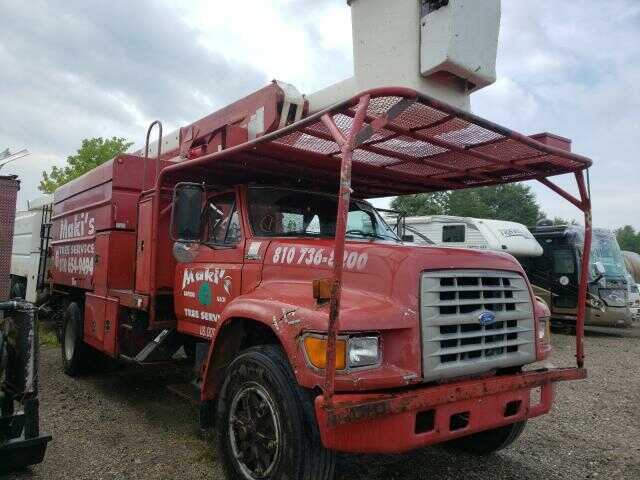 Ford F-700