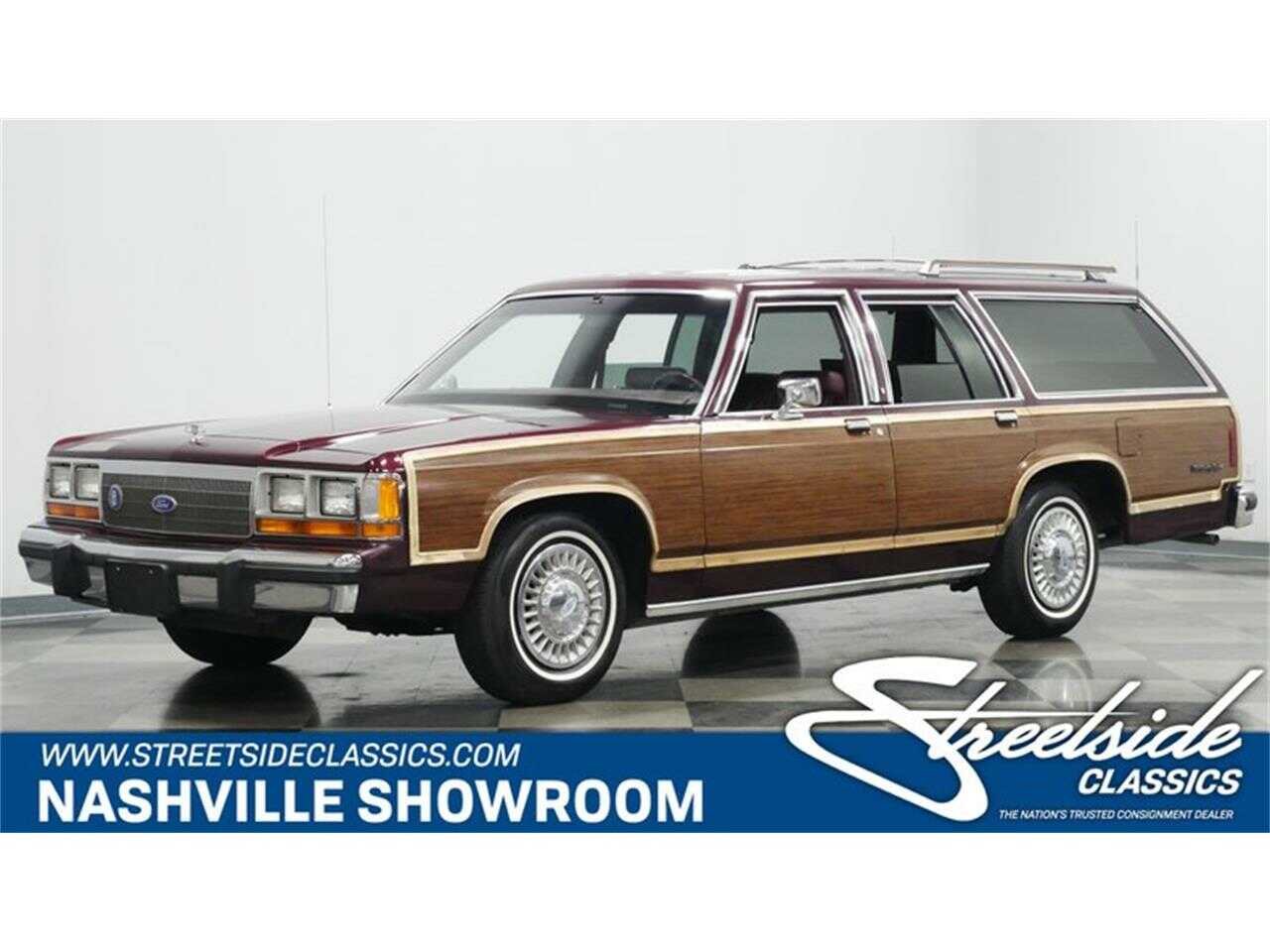 Ford Crown Victoria